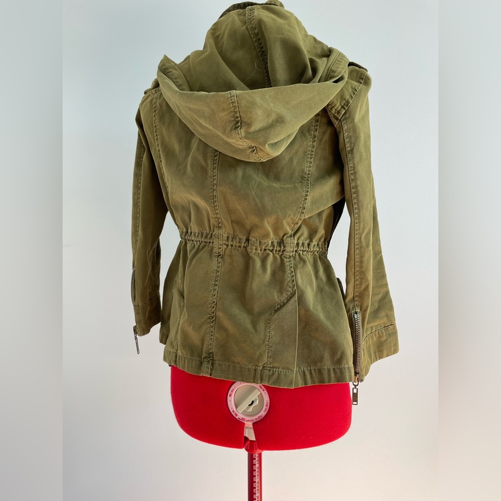 Perfect Spring Jacket - Picture 2 of 2